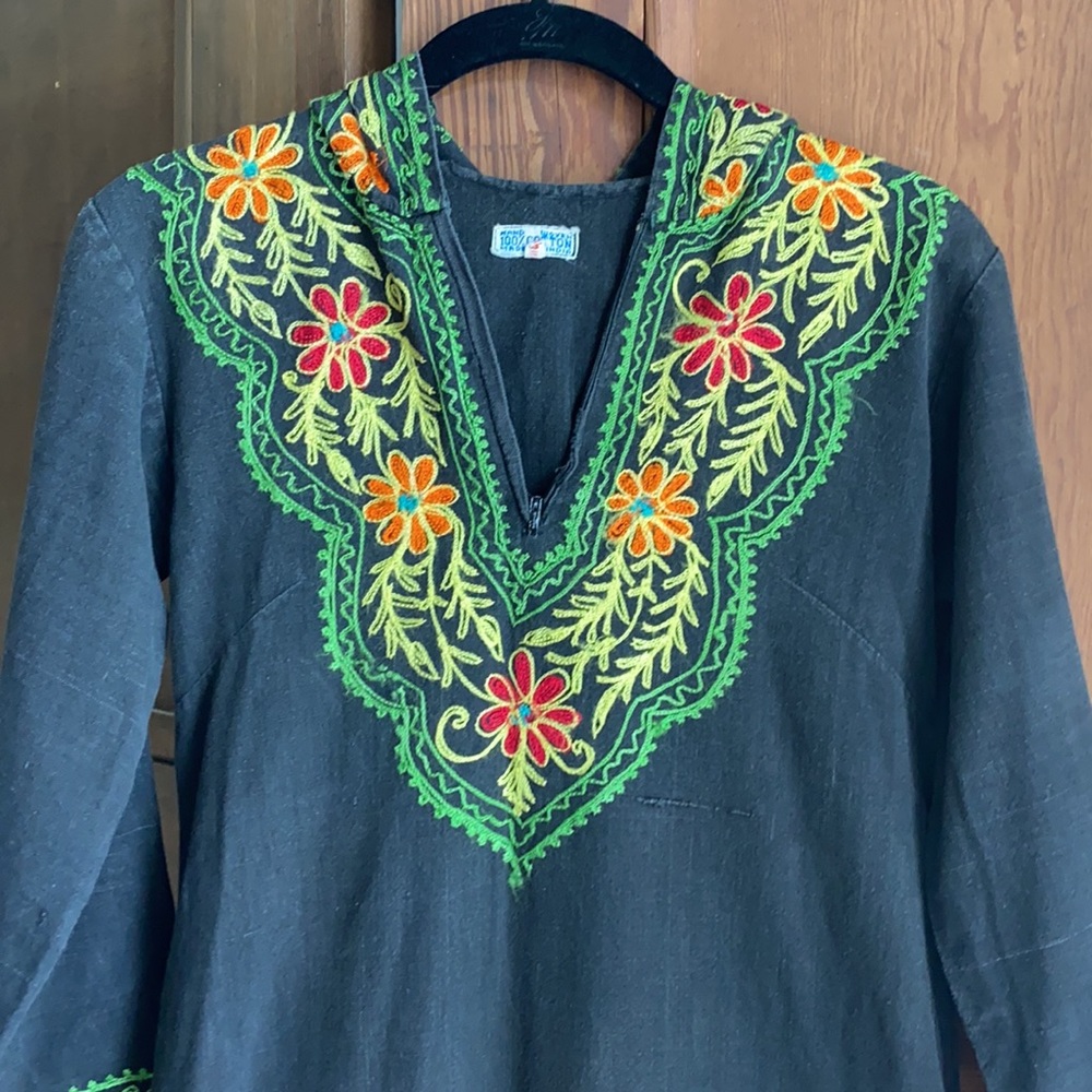 Vintage 70’s Rare Maxi Dress with Embroidery. Sz S - Picture 2 of 12